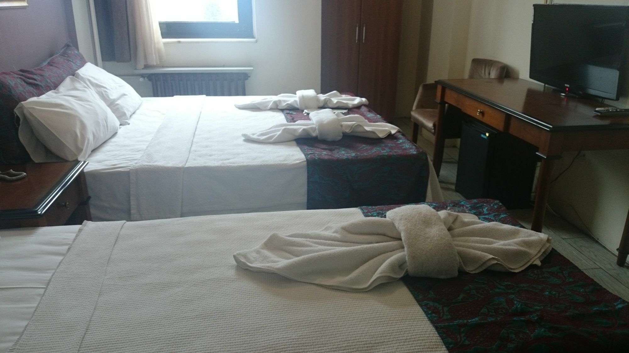 Esra Sultan Petrol Hotel อิสตันบูล ภายนอก รูปภาพ